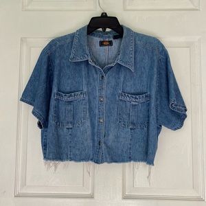 Distressed Jean Cropped Button-up